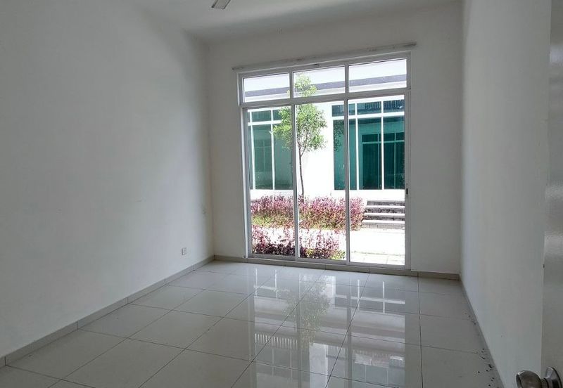 Merrydale @ Eco Majestic