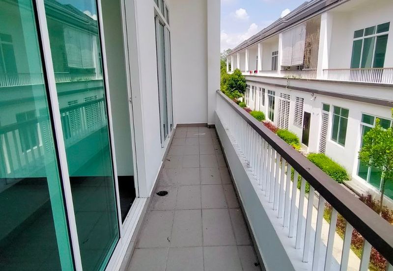 Merrydale @ Eco Majestic