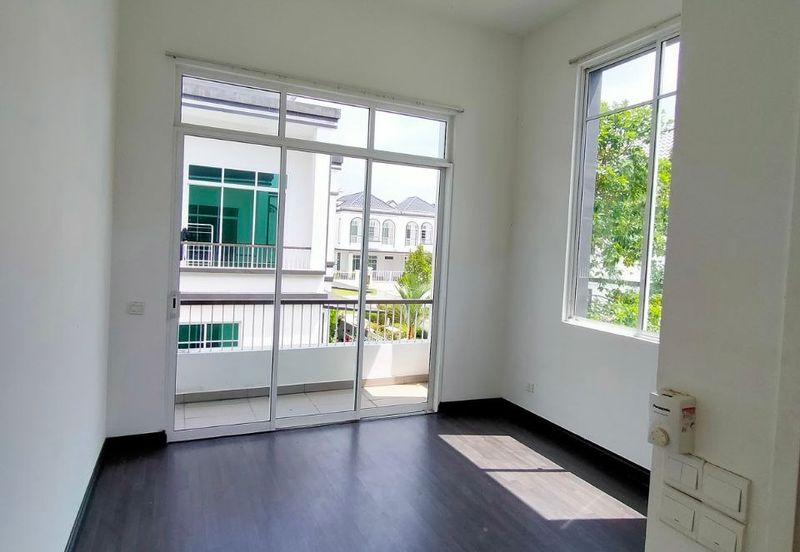 Merrydale @ Eco Majestic