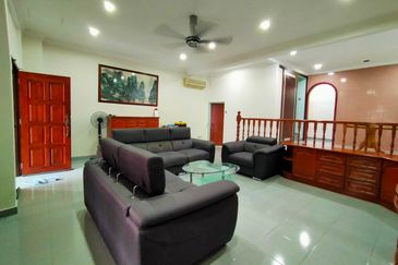 SL 2, Bandar Sungai Long