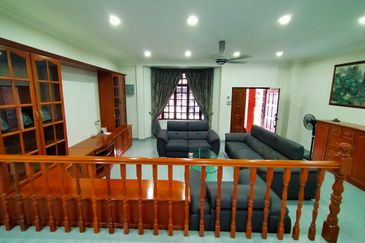 SL 2, Bandar Sungai Long