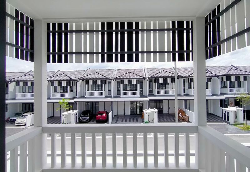 Mellowood @ Eco Majestic