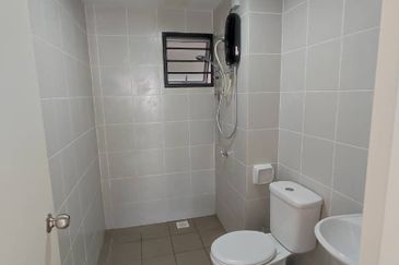 Karisma Apartment @ Eco Majestic