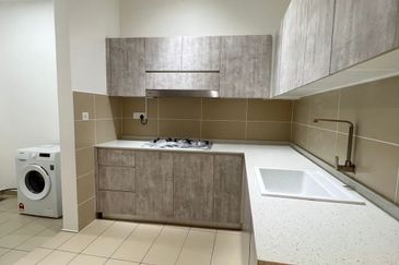 𝐓𝐡𝐞 𝐂𝐫𝐮𝐢𝐬𝐞 𝐂𝐨𝐧𝐝𝐨, 𝐁𝐚𝐧𝐝𝐚𝐫 𝐏𝐮𝐭𝐞𝐫𝐢 𝐏𝐮𝐜𝐡𝐨𝐧𝐠 𝐅𝐨𝐫 𝐑𝐞𝐧𝐭