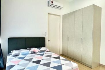 𝐓𝐡𝐞 𝐂𝐫𝐮𝐢𝐬𝐞 𝐂𝐨𝐧𝐝𝐨, 𝐁𝐚𝐧𝐝𝐚𝐫 𝐏𝐮𝐭𝐞𝐫𝐢 𝐏𝐮𝐜𝐡𝐨𝐧𝐠 𝐅𝐨𝐫 𝐑𝐞𝐧𝐭