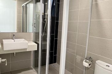 𝐓𝐡𝐞 𝐂𝐫𝐮𝐢𝐬𝐞 𝐂𝐨𝐧𝐝𝐨, 𝐁𝐚𝐧𝐝𝐚𝐫 𝐏𝐮𝐭𝐞𝐫𝐢 𝐏𝐮𝐜𝐡𝐨𝐧𝐠 𝐅𝐨𝐫 𝐑𝐞𝐧𝐭