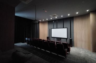 𝐓𝐡𝐞 𝐂𝐫𝐮𝐢𝐬𝐞 𝐂𝐨𝐧𝐝𝐨, 𝐁𝐚𝐧𝐝𝐚𝐫 𝐏𝐮𝐭𝐞𝐫𝐢 𝐏𝐮𝐜𝐡𝐨𝐧𝐠 𝐅𝐨𝐫 𝐑𝐞𝐧𝐭