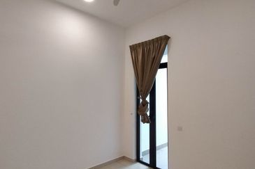 Tenderfields @ Eco Majestic