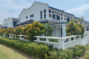 Cradleton @ Eco Majestic