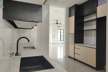 Cradleton @ Eco Majestic