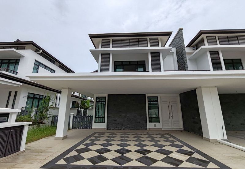 Tenderfields @ Eco Majestic