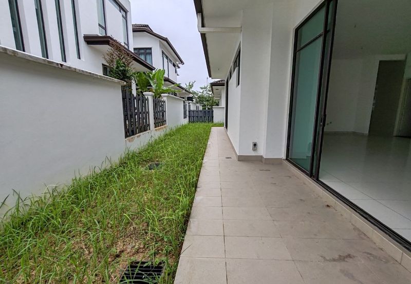 Tenderfields @ Eco Majestic