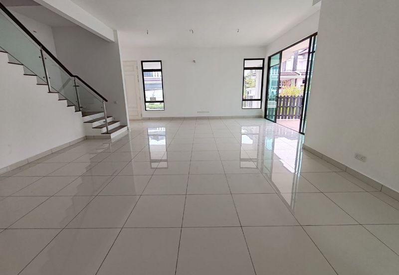 Tenderfields @ Eco Majestic