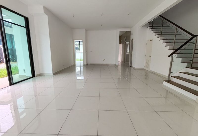 Tenderfields @ Eco Majestic