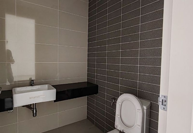 Tenderfields @ Eco Majestic