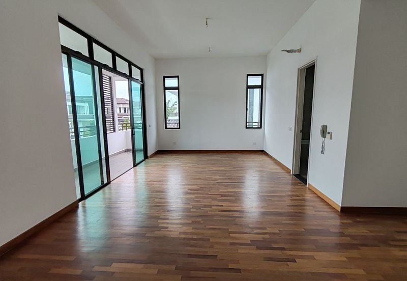 Tenderfields @ Eco Majestic