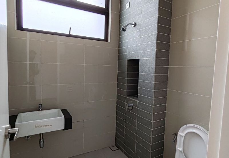 Tenderfields @ Eco Majestic