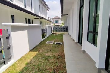 Tenderfields @ Eco Majestic