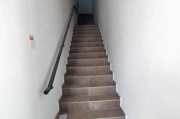 Baris Place @ Setia Mayuri