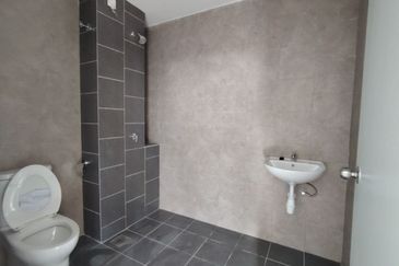 Farina @ Setia Ecohill 2