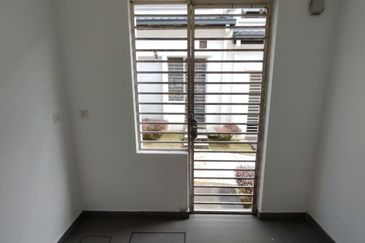 Cradleton @ Eco Majestic