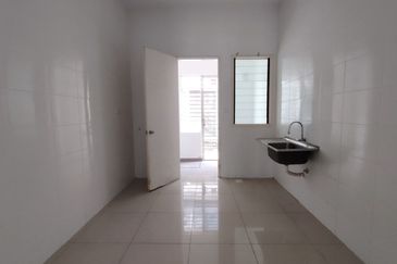 Cradleton @ Eco Majestic