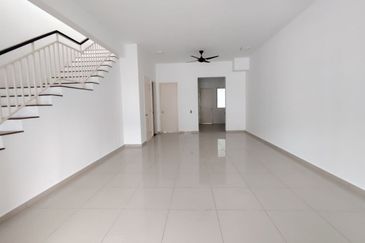 Cradleton @ Eco Majestic