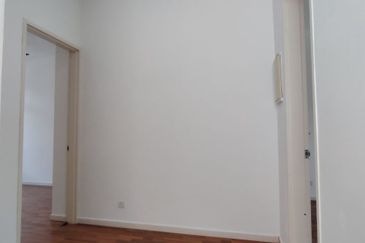 Cradleton @ Eco Majestic