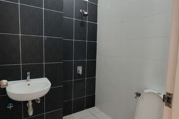 Cradleton @ Eco Majestic