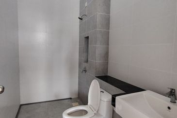 Cradleton @ Eco Majestic