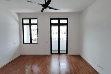 Cradleton @ Eco Majestic