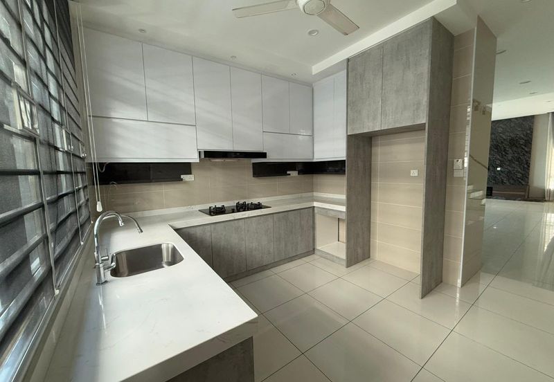 Tenderfields @ Eco Majestic