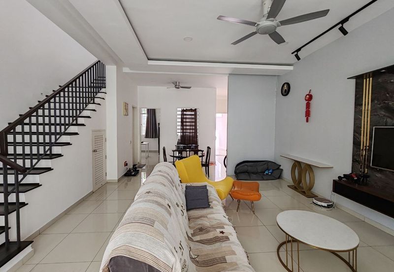 Mellowood @ Eco Majestic