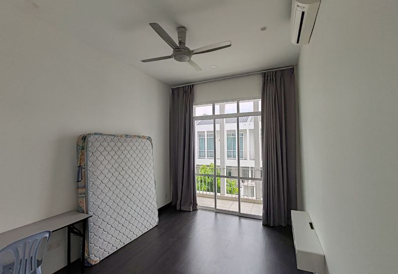 Mellowood @ Eco Majestic