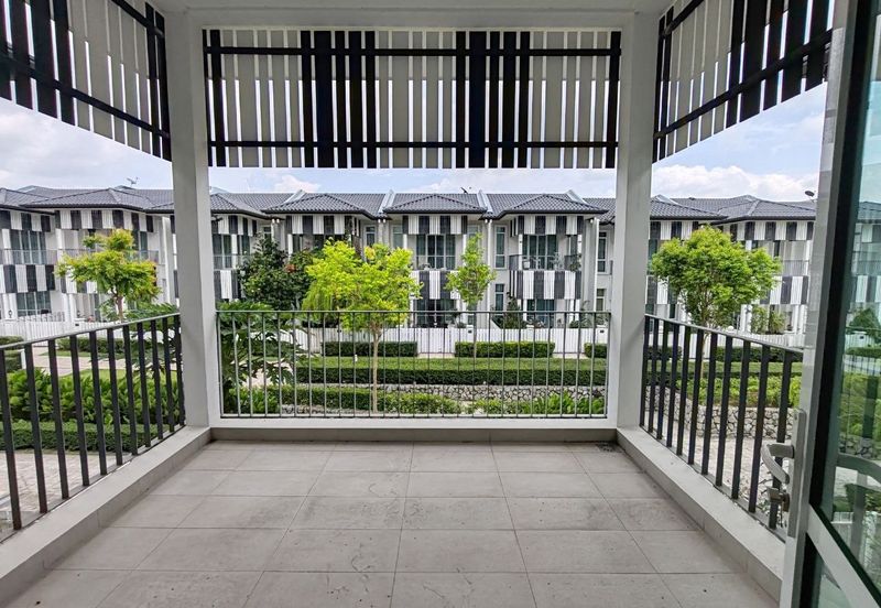 Mellowood @ Eco Majestic