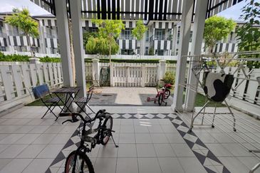 Mellowood @ Eco Majestic