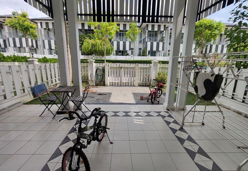 Mellowood @ Eco Majestic