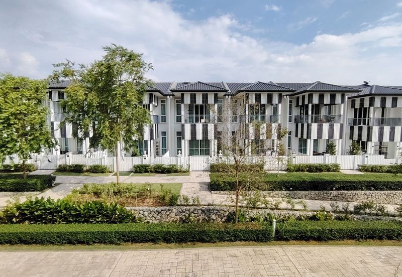 Mellowood @ Eco Majestic