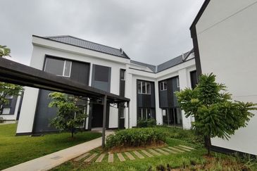 Hazelton @ Eco Forest 3