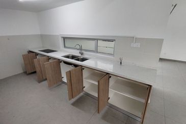 Hazelton @ Eco Forest 3