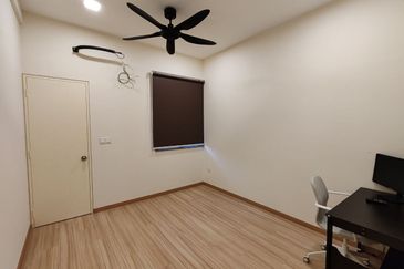 Eco Mutiara Semenyih, Semenyih Near Tendby International School & Ecohill Walk mall for SALE