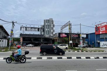 Batu 11, Cheras
