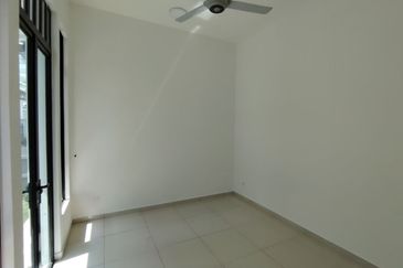 Tenderfields @ Eco Majestic