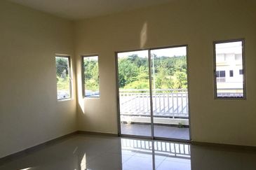 2-Storey Corner Semi-D @ Jalan Kenanga Semenyih for Sale 
