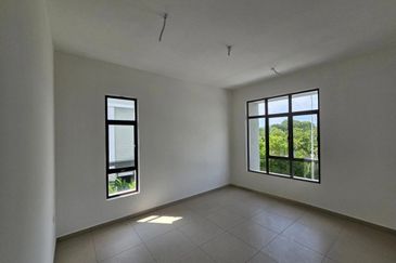 Frossa @ Setia Ecohill 2