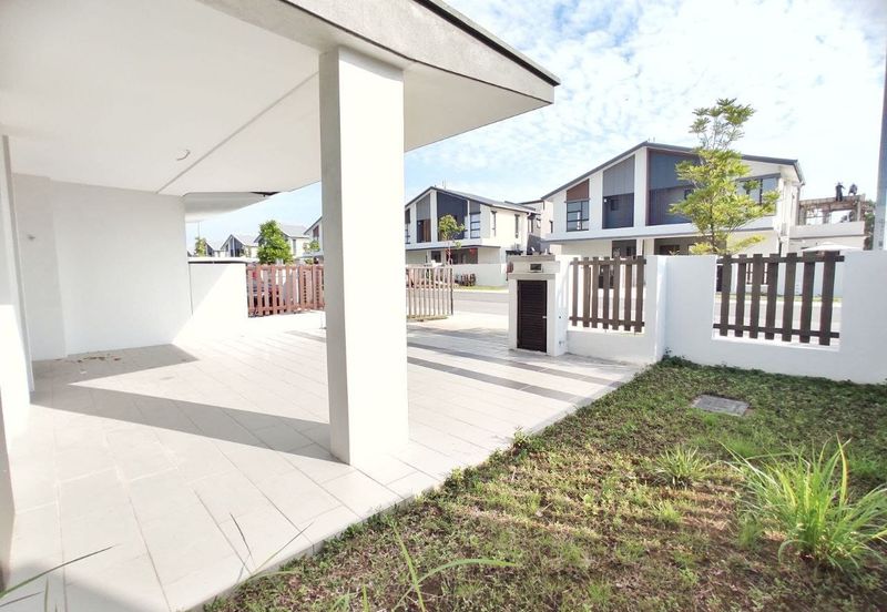 Frossa @ Setia Ecohill 2