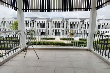 Mellowood @ Eco Majestic