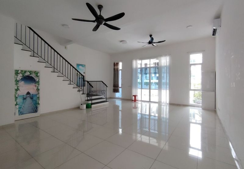 Mellowood @ Eco Majestic