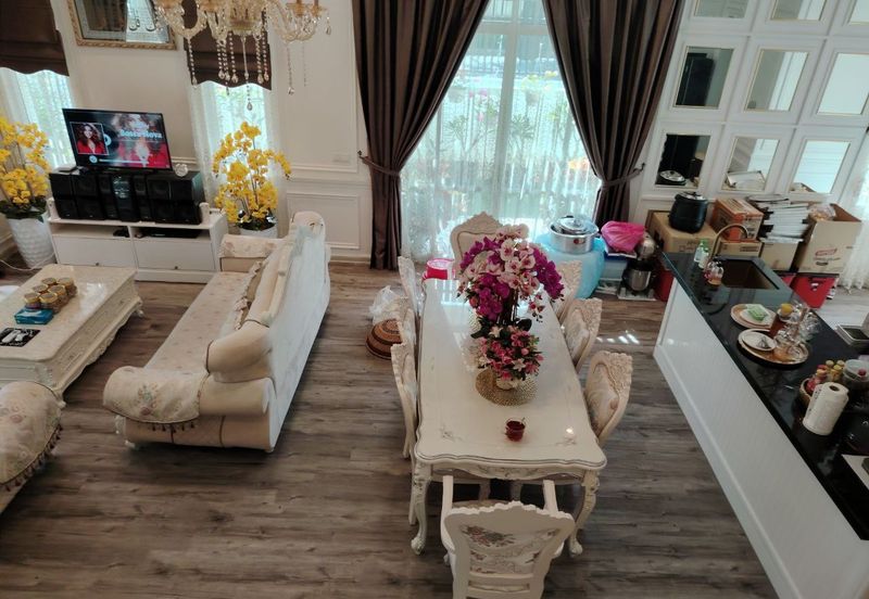 Mellowood @ Eco Majestic