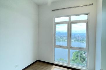 Aurora Tower @ Eco Sky